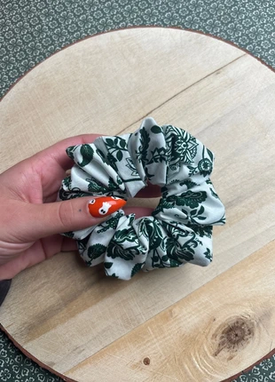 Chouchou à motif fait main, marke: Fait Main, zustand: Neu, mit Etikett, 5,00 €, 5,95 € beinhaltet Vinted-Käuferschutz Pro