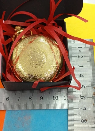 Montre à gousset, merk: luxe.fr, staat: Heel goed, maat: 47 mm & groter, € 5,00, € 5,95 inclusief Kopersbescherming Pro