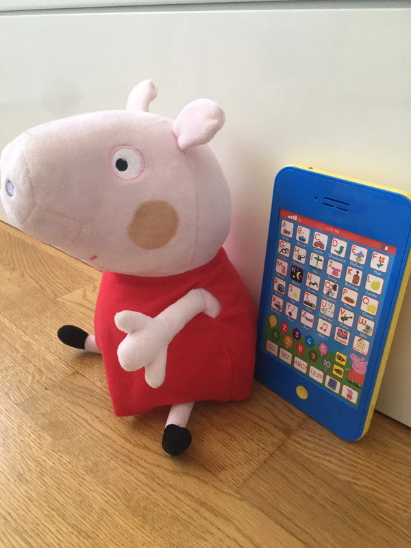 Peppa Pig Peluche Interactivo con Tablet Vinted