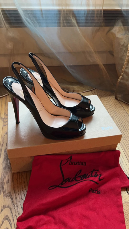 Christian Louboutin escarpins noirs vernis 12 cm 37 5 Vinted