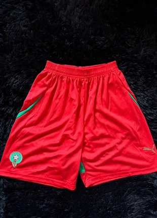 Pantaloncini calcio Marocco, brand: Puma, condizioni: Nuovo senza cartellino, taglia: L, €14.00, €15.40 include la Protezione acquisti