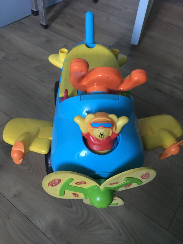 Porteur avion lumineux et musical