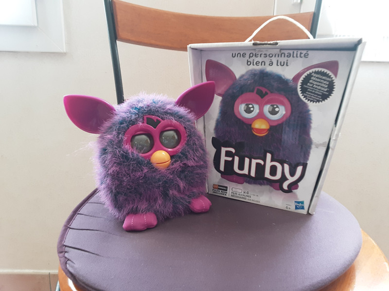 Peluche interactive Hasbro Furby Violet - Peluche interactive