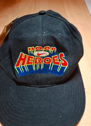 Casquette nike vintage, marke: Nike, zustand: Neu, größe: Einheitsgröße, 40,00 €, 42,70 € inklusive Vinted-Käuferschutz