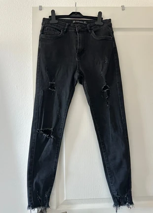 Jeans skinny troué, brand: Vs. Miss, condizioni: Buone, taglia: M / IT 42 / EU 38, €3.00, €3.85 include la Protezione acquisti
