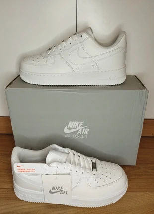 Basket nike air force Af1 taille 39, marque: Nike, état: Neuf avec étiquette, taille: 39, 50,00 €, 53,20 € Protection acheteurs incluse