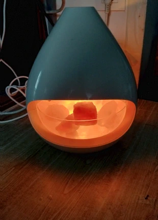 Diffuseur huile + lumière, marque: Lumiere, état: Bon état, 10,00 €, 11,20 € Protection acheteurs incluse