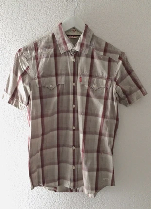 Chemisette Levi's , marque: Levi's, état: Très bon état, taille: M, 9,00 €, 10,15 € Protection acheteurs incluse