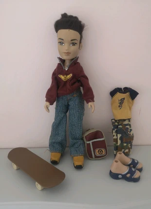 Bratz - Modèle Garçon Eitan, marque: Bratz, état: Bon état, taille: Taille unique, 12,00 €, 13,30 € Protection acheteurs incluse