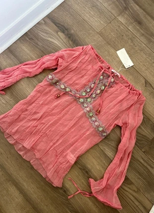 Magnifique blouse épaule dénudée strass, marque: Good Look, état: Neuf avec étiquette, taille: M / 38 / 10, 7,00 €, 8,05 € Protection acheteurs incluse