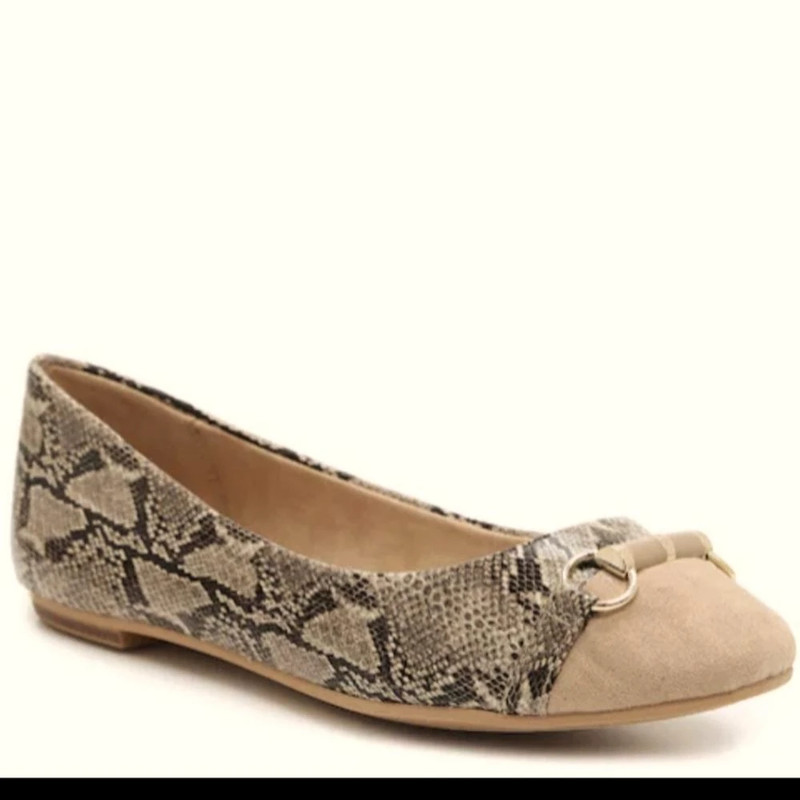 Kelly and katie flats hot sale