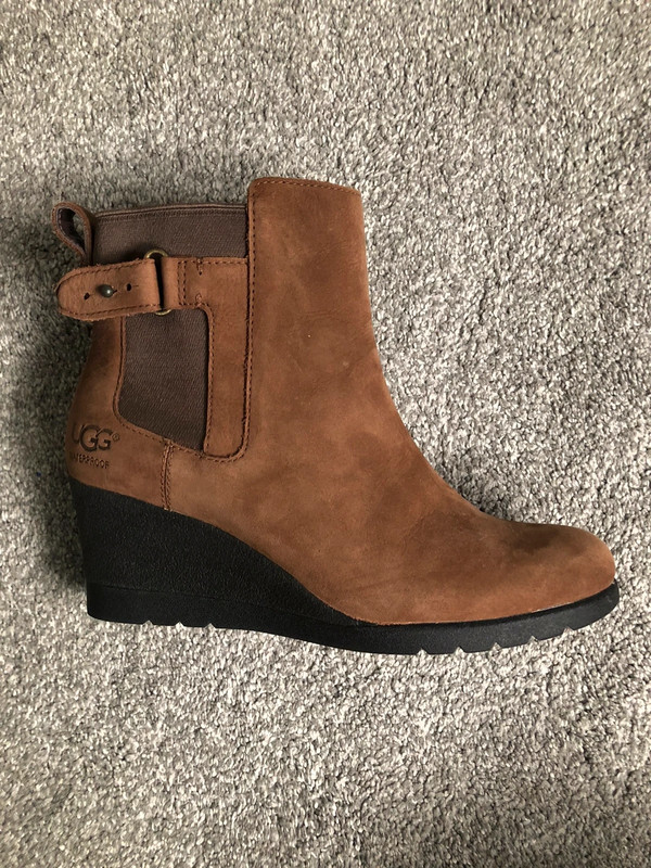 Ugg indra deals boots uk