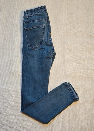 Jean bleu Femme Zara Skinny Taille 36, marque: Zara, état: Très bon état, taille: S / 36 / 8, 5,00 €, 5,95 € Protection acheteurs incluse