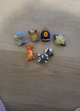 Figurines Pokémon, marke: Pokémon, zustand: Zufriedenstellend, größe: 4 Jahre / 104, 3,00 €, 3,85 € inklusive Vinted-Käuferschutz
