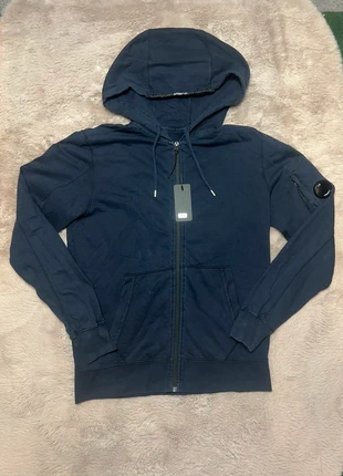 CP Company Zip Hoodie / Navy / M #1073, merk: C.P. Company, staat: Heel goed, maat: M, € 99,50, € 105,18 inclusief Kopersbescherming Pro