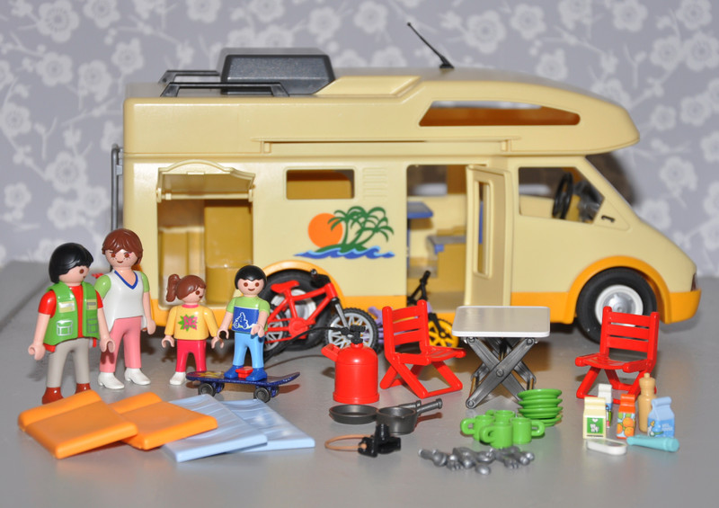 Famille Camping car Playmobil 3647 collection