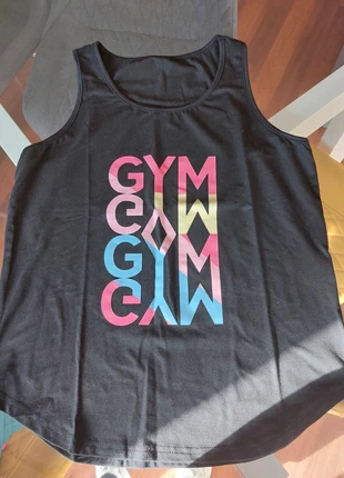 Top ginasio, brand: Shein, condizioni: Nuovo senza cartellino, taglia: M / IT 42 / EU 38, €4.00, €4.90 include la Protezione acquisti