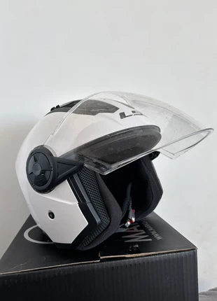 casque blanc de moto/scooter, marque: LS2, état: Satisfaisant, 20,00 €, 21,70 € Protection acheteurs incluse