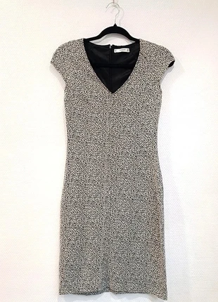 Robe en maille léopard Mango – Taille S – Noir – État : Excellent, marque: Mango, état: Très bon état, taille: S / 36 / 8, 15,00 €, 16,45 € Protection acheteurs (Pro) incluse