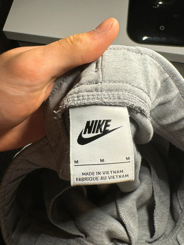 Spodnie dresowe Nike tech fleece w rozmiarze M 3