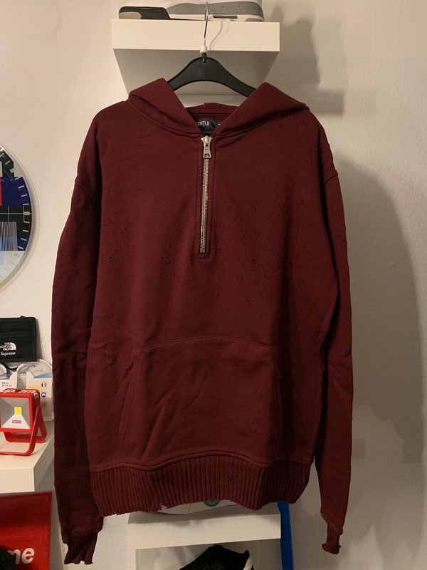 Hoodie pull and bear sale merah maroon