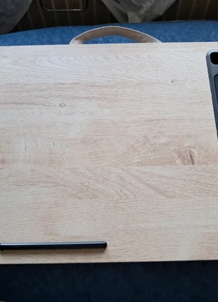 Support PC portable, occasion, marque: Support, état: Très bon état, 6,00 €, 7,00 € Protection acheteurs incluse