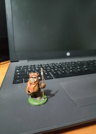 "Star Wars - Modelli per Collezionisti" (in piombo), Wicket W. Warrick (4 cm), marque: Star Wars, état: Très bon état, taille: Taille unique, 7,00 €, 8,05 € Protection acheteurs incluse