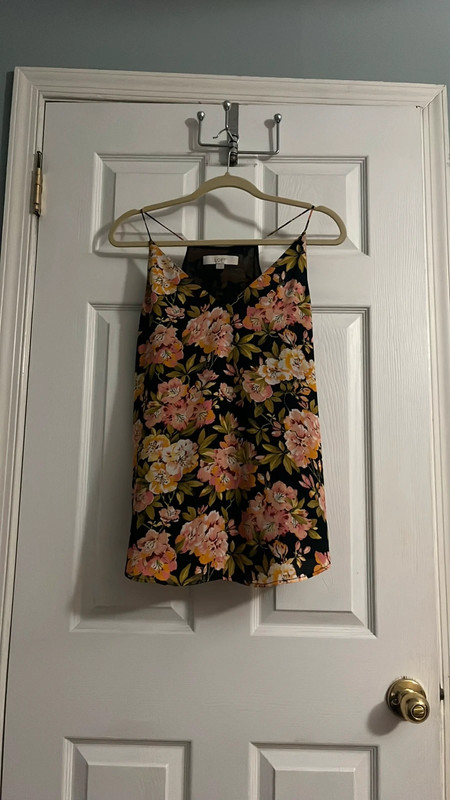 LOFT Black Floral V Neck Tank- Like new 1