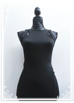 Robe noir bershka, marque: Bershka, état: Neuf sans étiquette, taille: S / 36 / 8, 12,20 €, 13,51 € Protection acheteurs incluse