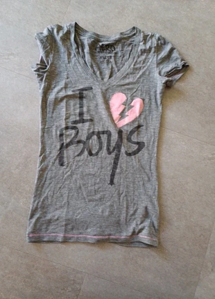 Shirt maat xs, merk: Aero, staat: Heel goed, maat: XS, € 2,00, € 2,80 inclusief Kopersbescherming