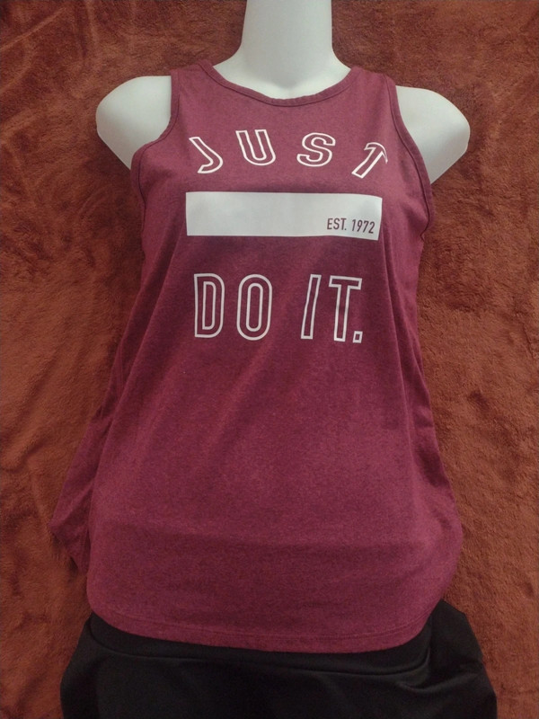 Cute Nike sports blouse 1