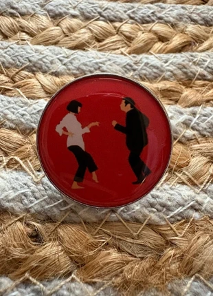 Pins Pulp fiction 🍿🎥, estado: Muito bom, €4.00, €4.90 inclui Proteção do Comprador Pro