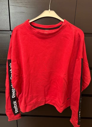 Rode sweater Reebok, marque: Reebok, état: Très bon état, taille: XL / 42 / 14, 7,50 €, 8,58 € Protection acheteurs incluse