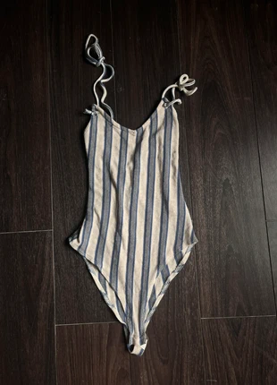 bodie pull and bear, marke: Pull & Bear, zustand: Gut, größe: XS / 34 / 6, 3,00 €, 3,85 € inklusive Vinted-Käuferschutz