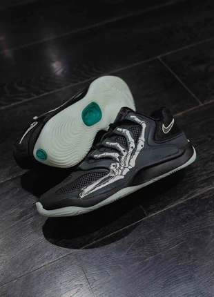 Nike Sneakers KD 18, marque: Nike, état: Neuf sans étiquette, taille: 45, 230,00 €, 242,20 € Protection acheteurs incluse