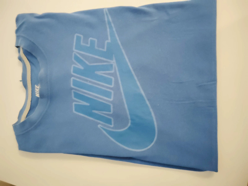 Tee shirt homme.  Nike. T XL bleu  manches courtes 1