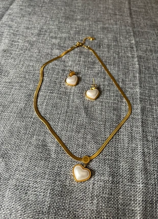 Ensemble Collier et boucles d’oreilles Plaqué Or 18K, marca: Precious Box, estado: Muy bueno, 14,00 €, 15,40 € Protección al comprador incluida