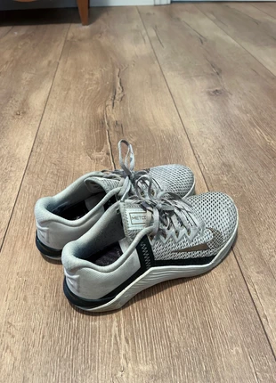 Zapatillas Nike Metcon6, marca: Nike, estado: Muy bueno, tamaño: 39, 25,00 €, 26,95 € Protección al comprador incluida