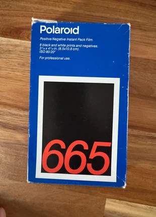 Polaroid 665 film pack, merk: Polaroid, staat: Nieuw met prijskaartje, € 50,00, € 53,20 inclusief Kopersbescherming