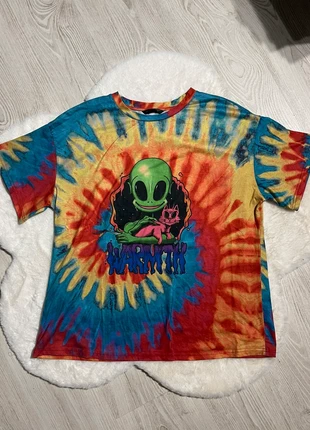 T-shirt Alien • Shein • XL, merk: Shein, staat: Heel goed, maat: XL / 42 / 14, € 3,00, € 3,85 inclusief Kopersbescherming