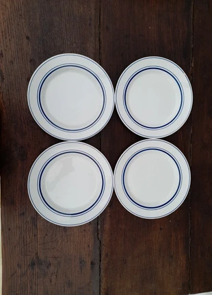 Assiettes collection Total, marque: Total, état: Satisfaisant, 7,00 €, 8,05 € Protection acheteurs incluse