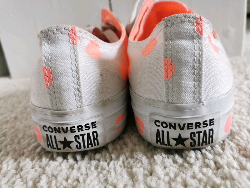 Coral deals colored converse