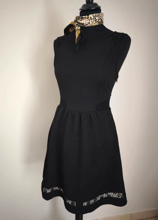 Robe noire cintrée Jennifer dentelle – Taille S, marke: Jennyfer, zustand: Sehr gut, größe: S / 36 / 8, 12,00 €, 13,30 € inklusive Vinted-Käuferschutz