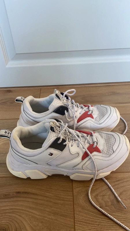 Basket tommy blanche clearance