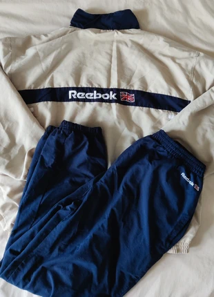 Jogging complet (veste+bas survêtement) Reebok Classic logo brodé Vintage Y2k 90's beige marine XL, marke: Reebok, zustand: Gut, größe: XL, 22,00 €, 23,80 € inklusive Vinted-Käuferschutz