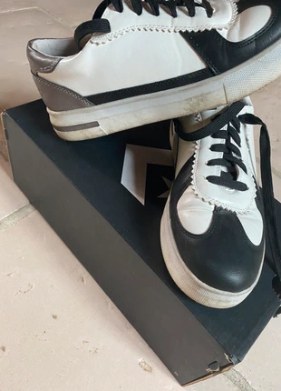 Superbes chaussures taille 38, zustand: Gut, größe: 38, 6,00 €, 7,00 € inklusive Vinted-Käuferschutz