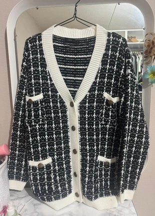 Tweed style vest, staat: Heel goed, maat: M / 38 / 10, € 8,00, € 9,10 inclusief Kopersbescherming