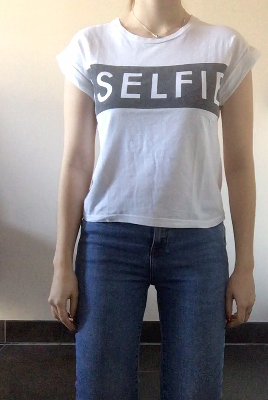 T-shirt selfie  2