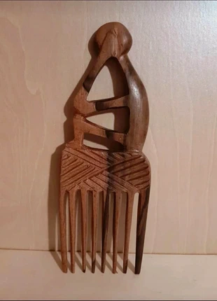 Peigne africain, marque: Fabrication Artisanale, état: Neuf sans étiquette, 15,00 €, 16,45 € Protection acheteurs incluse