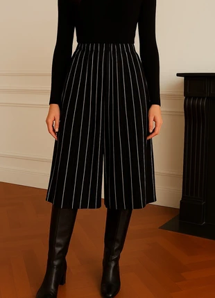 Pantalon 💖court taille élastique t 34, marque: marc elissa, état: Neuf avec étiquette, taille: XS / 34 / 6, 8,00 €, 9,10 € Protection acheteurs incluse